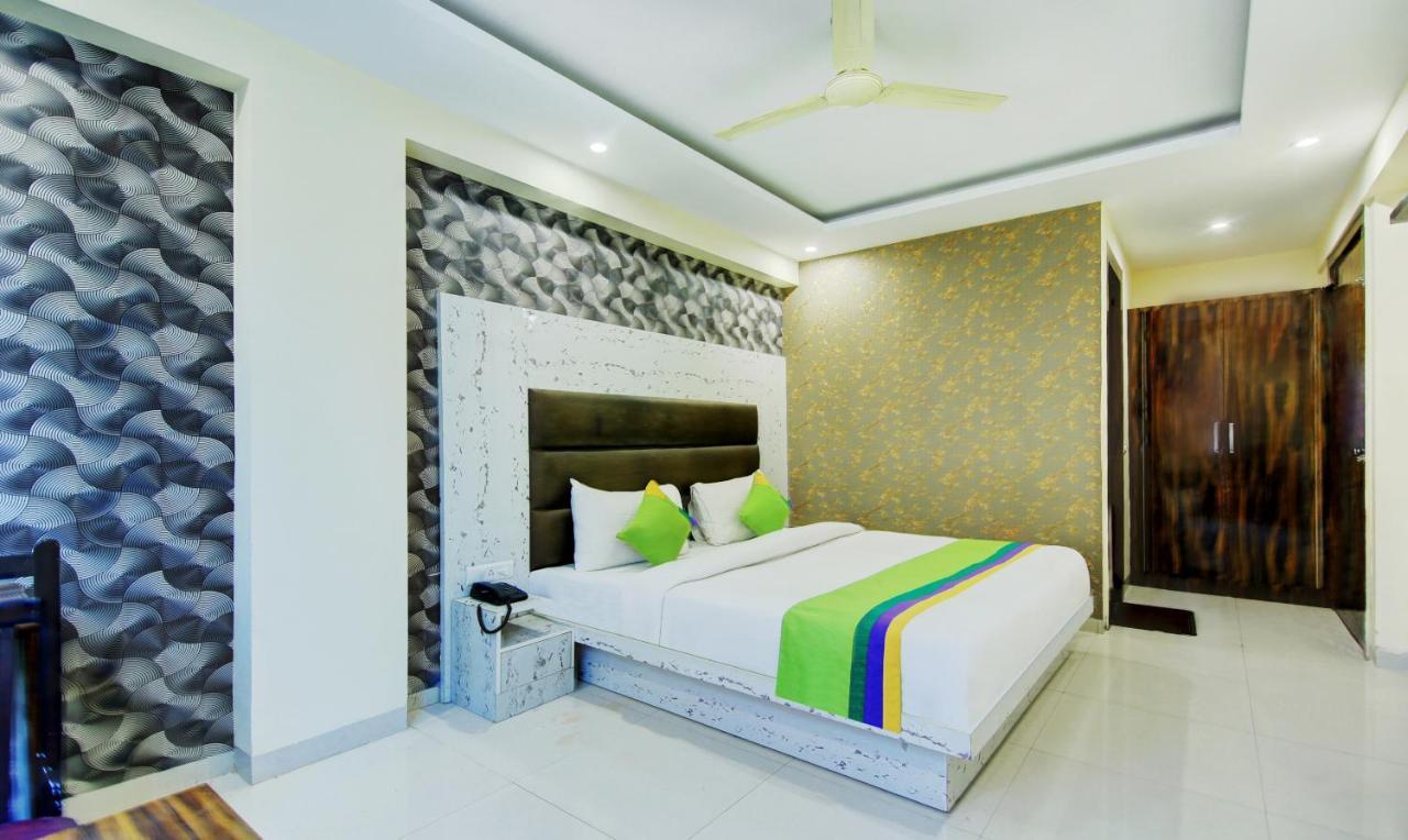 Treebo Trend Smart Signature New Delhi Ngoại thất bức ảnh