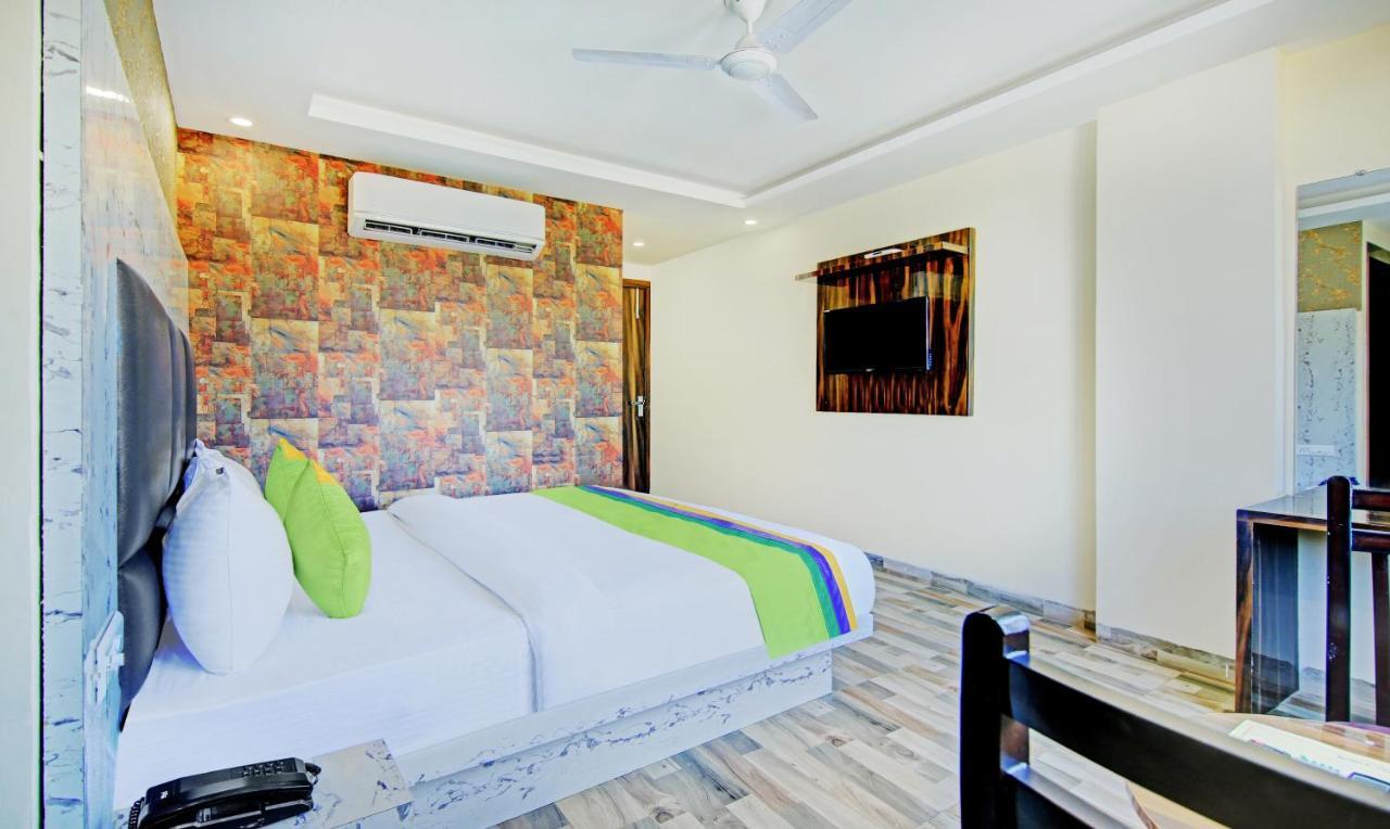 Treebo Trend Smart Signature New Delhi Ngoại thất bức ảnh